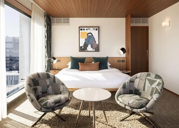 Aoyama Grand